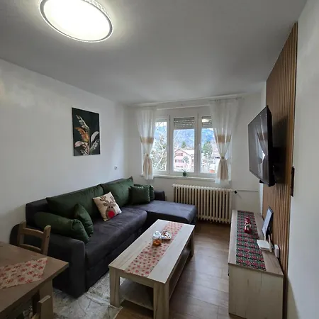 Apartman Una Apartamento *